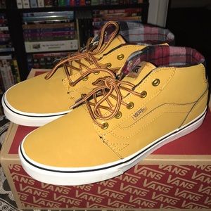 chapman mid vans